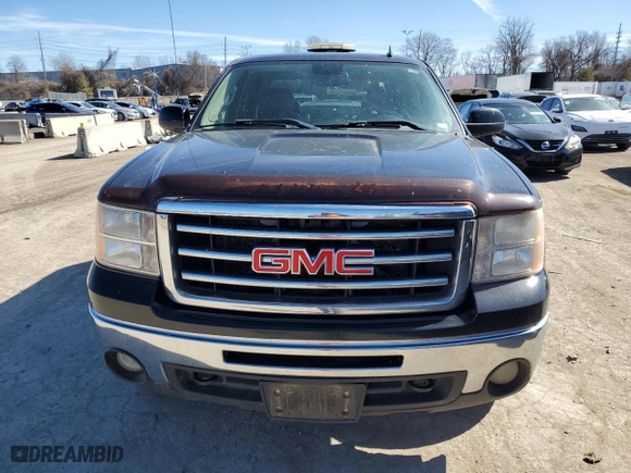 2013 GMC Sierra 1500 SLT with VIN 3GTP2WE73DG322960, listed as a Copart auction lot 45198515 with 289,108 mi miles and Clean Title. Bid and sale history available at carsss.com. Image 5.