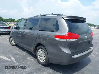 2012 Toyota Sienna XLE AAS с VIN 5TDYK3DC5CS244182, выставлен на аукционе IAAI как лот 42010398 с пробегом 218 607 миль миль и . История ставок и продаж доступна на DreamBid. Изображение 3.