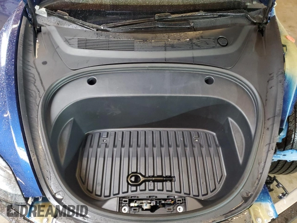 2023 Tesla Model 3 z VIN 5YJ3E1EA9PF548452, wystawiony jako Copart lot #44771515 z przebiegiem 19 903 mil mil oraz Szkoda całkowita • Salvage title. Historia ofert i sprzedaży dostępna na DreamBid. Obrazek 12.