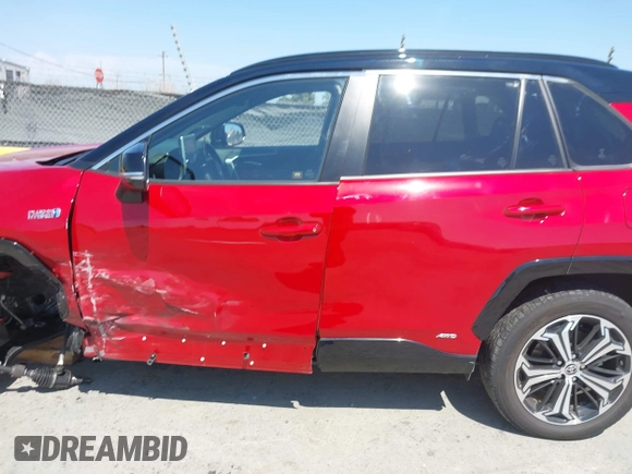 2022 Toyota RAV4 XSE with VIN JTMEB3FV8ND090664, listed as a IAAI auction lot 42465718 with 22,227 mi miles and . Bid and sale history available at DreamBid. Image 15.