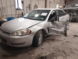 2014 Chevrolet Impala Limited LS with VIN 2G1WA5E36E1133664, listed as a IAAI auction lot 41409054 with NaN miles. Bid and sale history available at carsss.com. Image 17.