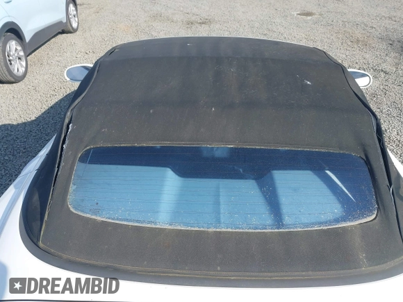 2006 Chrysler Crossfire Limited with VIN 1C3AN65L86X061872, listed as a IAAI auction lot 42206167 with 109,477 mi miles and . Bid and sale history available at DreamBid. Image 6.