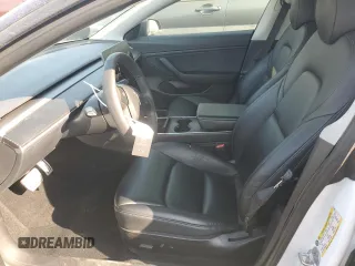 2020 Tesla Model 3 Performance z VIN 5YJ3E1EC1LF719481, wystawiony jako Copart lot #86930884 z przebiegiem 69 645 mil mil oraz Szkoda całkowita • Salvage title. Historia ofert i sprzedaży dostępna na DreamBid. Obrazek 7.