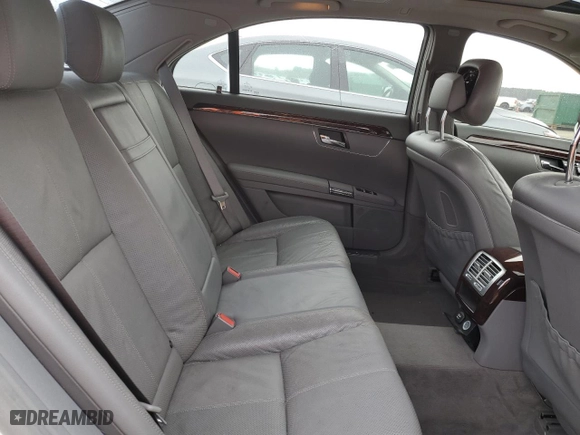 2009 Mercedes-Benz S-Class 5.5L V8 with VIN WDDNG71X59A245895, listed as a Copart auction lot 44046305 with 126,026 mi miles and Salvage Title. Bid and sale history available at carsss.com. Image 10.