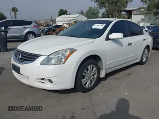 2012 Nissan Altima S z VIN 1N4AL2AP0CN549116, wystawiony jako IAAI lot #42487248 z przebiegiem 153 963 mil mil oraz . Historia ofert i sprzedaży dostępna na DreamBid. Obrazek 2.
