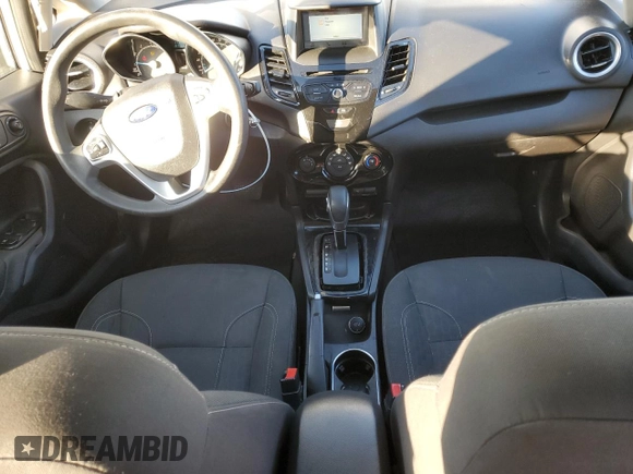 2019 Ford Fiesta SE z VIN 3FADP4BJ7KM138697, wystawiony jako Copart lot #88645105 z przebiegiem 117 655 mil mil oraz Szkoda całkowita • Salvage title. Historia ofert i sprzedaży dostępna na DreamBid. Obrazek 8.