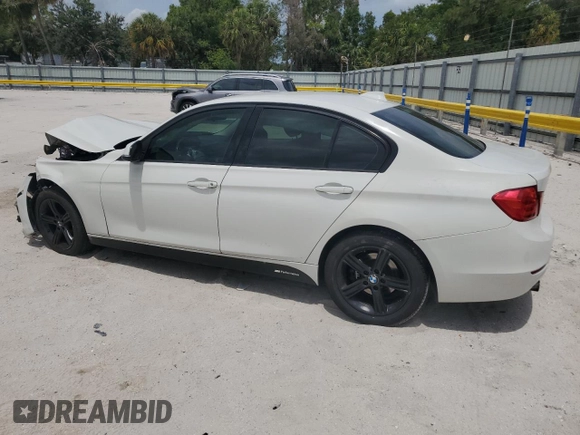 2014 BMW 3 Series 320i with VIN WBA3B1C50EK130907, listed as a Copart auction lot 53980565 with 0 mi miles and Non Repairable. Bid and sale history available at carsss.com. Image 2.