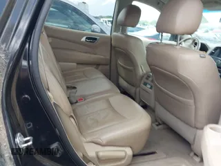 2013 Nissan Pathfinder SL with VIN 5N1AR2MN3DC678446, listed as a IAAI auction lot 41632006 with 191,228 mi miles and . Bid and sale history available at DreamBid. Image 8.