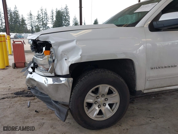 2018 Chevrolet Silverado 1500 LT with VIN 1GCVKREH9JZ188789, listed as a IAAI auction lot 41580133 with 63,322 mi miles. Bid and sale history available at carsss.com. Image 6.