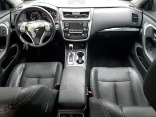2018 Nissan Altima S with VIN 1N4AL3AP1JC158118, listed as a Copart auction lot 52215455 with 112,491 mi miles and Salvage Title. Bid and sale history available at DreamBid. Image 8.