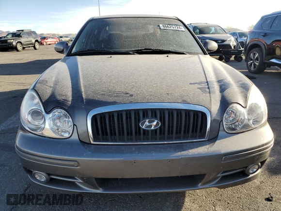 2002 Hyundai Sonata with VIN KMHWF25S32A527229, listed as a Copart auction lot 86625724 with 71,042 mi miles and Clean Title. Bid and sale history available at carsss.com. Image 5.