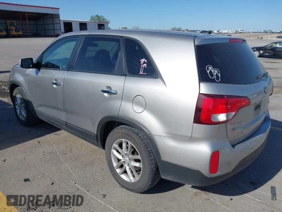 2014 Kia Sorento LX z VIN 5XYKT3A67EG467311, wystawiony jako IAAI lot #42226234 z przebiegiem 220 422 mil mil oraz . Historia ofert i sprzedaży dostępna na DreamBid. Obrazek 3.