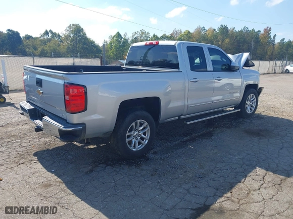 2016 Chevrolet Silverado 1500 LT with VIN 1GCRCREC3GZ119267, listed as a IAAI auction lot 40692574 with 136,704 mi miles. Bid and sale history available at carsss.com. Image 4.