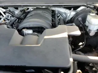 2017 Chevrolet Suburban LT z VIN 1GNSKHKC8HR230442, wystawiony jako Copart lot #81495125 z przebiegiem 83 739 mil mil oraz Szkoda całkowita • Salvage title. Historia ofert i sprzedaży dostępna na DreamBid. Obrazek 14.