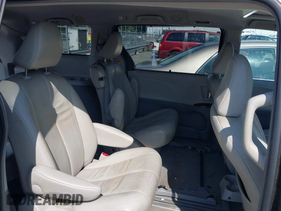 2013 Toyota Sienna XLE AAS с VIN 5TDYK3DC4DS335199, выставлен на аукционе IAAI как лот 42464627 с пробегом 163 269 миль миль и . История ставок и продаж доступна на DreamBid. Изображение 8.