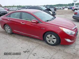 2012 Hyundai Sonata Hybrid z VIN KMHEC4A42CA022940, wystawiony jako IAAI lot #42365936 z przebiegiem 175 059 mil mil oraz . Historia ofert i sprzedaży dostępna na DreamBid. Obrazek 1.