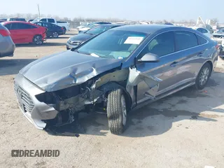 2019 Hyundai Sonata SE with VIN 5NPE24AF6KH750034, listed as a IAAI auction lot 41511943 with 116,871 mi miles. Bid and sale history available at carsss.com. Image 2.