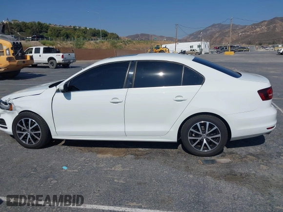 2017 Volkswagen Jetta SE with VIN 3VWDB7AJ4HM209596, listed as a IAAI auction lot 42608209 with 30,559 mi miles and . Bid and sale history available at DreamBid. Image 14.