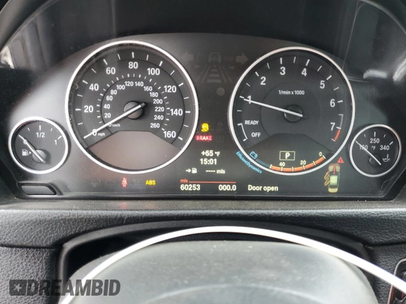 2013 BMW 3 Series 320i with VIN WBA3B1C52DF461625, listed as a Copart auction lot 48551355 with 60,253 mi miles and Salvage Title. Bid and sale history available at carsss.com. Image 9.