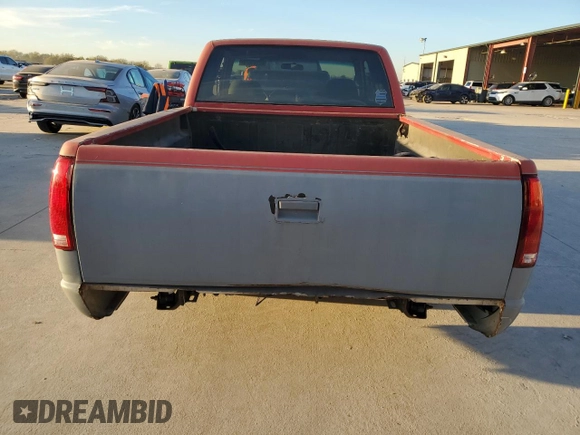 1998 Chevrolet Silverado 1500 with VIN 2GCEC19M8W1262449, listed as a Copart auction lot 82245674 with 167,928 mi miles and Salvage Title. Bid and sale history available at DreamBid. Image 6.