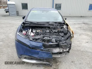 2025 Toyota Prius Plug-In Hybrid SE z VIN JTDACACU8S3040893, wystawiony jako Copart lot #52588625 z przebiegiem Nie podano mil oraz Szkody całkowita. Historia ofert i sprzedaży dostępna na DreamBid. Obrazek 5.