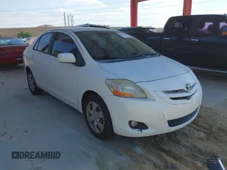 2008 Toyota Yaris with VIN JTDBT923384016242, listed as a IAAI auction lot 42053122 with 189,424 mi miles. Bid and sale history available at carsss.com. Image 1.