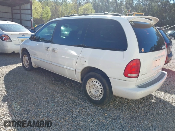 2000 Dodge Caravan SE with VIN 2B4GP45G9YR613000, listed as a IAAI auction lot 41806316 with Not Provided miles and . Bid and sale history available at carsss.com. Image 3.