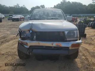 1996 Toyota 4Runner SR5 z VIN JT3HN86R3T0027632, wystawiony jako Copart lot #58767325 z przebiegiem 356 002 mil mil oraz Szkoda całkowita • Salvage title. Historia ofert i sprzedaży dostępna na DreamBid. Obrazek 5.