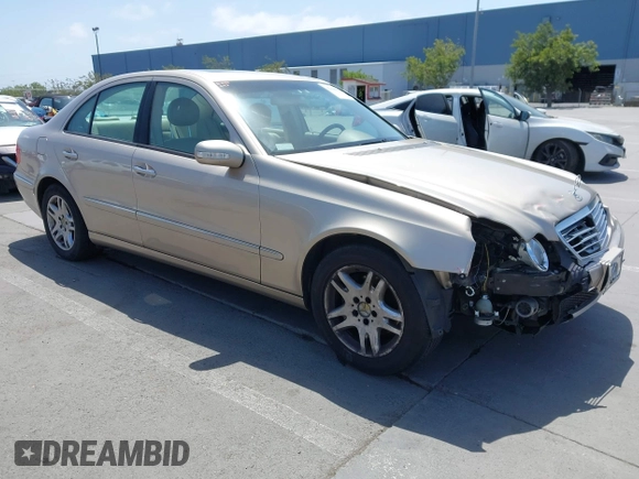2003 Mercedes-Benz E 320 with VIN WDBUF65J13A343353, listed as a IAAI auction lot 42100070 with 111,880 mi miles and . Bid and sale history available at carsss.com. Image 1.