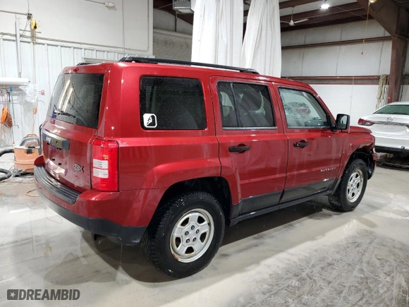 2014 Jeep Patriot Sport with VIN 1C4NJRBB5ED884085, listed as a Copart auction lot 53129425 with 185,700 mi miles and Salvage Title. Bid and sale history available at carsss.com. Image 3.