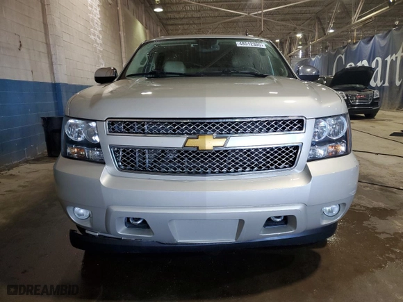 2014 Chevrolet Suburban LTZ with VIN 1GNSKKE76ER168496, listed as a Copart auction lot 48512305 with NaN miles and Clean Title. Bid and sale history available at carsss.com. Image 5.