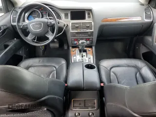 2014 Audi Q7 Premium Plus with VIN WA1LMAFE0ED013013, listed as a Copart auction lot 60080435 with 134,960 mi miles and Clean title. Bid and sale history available at DreamBid. Image 8.