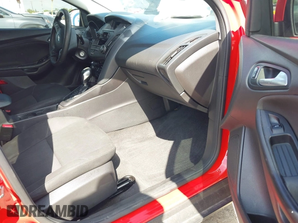 2015 Ford Focus SE with VIN 1FADP3K25FL233415, listed as a IAAI auction lot 42074326 with 213,246 mi miles. Bid and sale history available at carsss.com. Image 5.