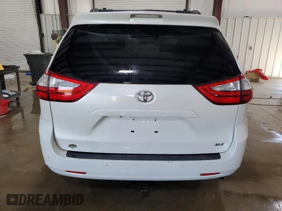 2017 Toyota Sienna XLE Auto Access Seat с VIN 5TDYZ3DC2HS790649, выставлен на аукционе Copart как лот 63424735 с пробегом 193 379 миль миль и Списание • Salvage title. История ставок и продаж доступна на DreamBid. Изображение 6.
