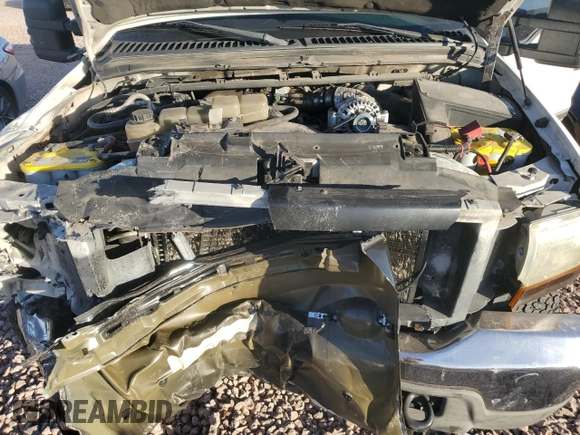 1999 Ford F-350 XL with VIN 1FTSW31F8XED52624, listed as a Copart auction lot 86359524 with 310,829 mi miles and Salvage title. Bid and sale history available at DreamBid. Image 11.