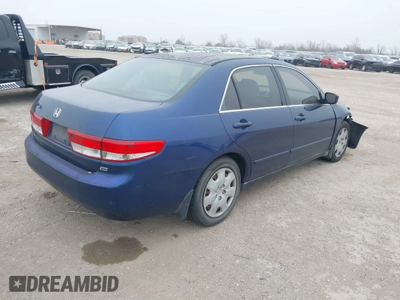 2003 Honda Accord LX z VIN 1HGCM66353A013204, wystawiony jako IAAI lot #41463511 z przebiegiem 265 647 mil mil oraz . Historia ofert i sprzedaży dostępna na DreamBid. Obrazek 4.