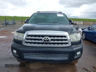 2008 Toyota Sequoia Platinum with VIN 5TDZY67A68S013121, listed as a IAAI auction lot 41789557 with 175,152 mi miles. Bid and sale history available at carsss.com. Image 6.