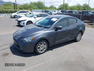2016 Scion iA z VIN 3MYDLBZV5GY113222, wystawiony jako IAAI lot #42076460 z przebiegiem 112 249 mil mil oraz . Historia ofert i sprzedaży dostępna na DreamBid. Obrazek 19.