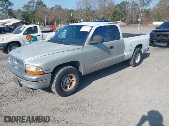 2000 Dodge Dakota with VIN 1B7GL22XXYS577744, listed as a IAAI auction lot 41509241 with 163,054 mi miles. Bid and sale history available at carsss.com. Image 2.