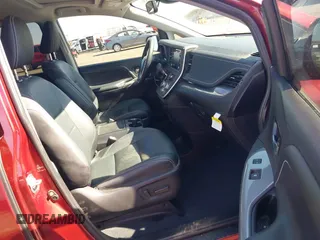 2020 Toyota Sienna SE with VIN 5TDXZ3DC8LS053685, listed as a IAAI auction lot 42304380 with 40,812 mi miles and . Bid and sale history available at DreamBid. Image 5.