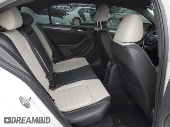 2016 Volkswagen Jetta Sport with VIN 3VWB17AJ3GM239133, listed as a Copart auction lot 40429084 with 130,875 mi miles and Salvage title. Bid and sale history available at DreamBid. Image 10.