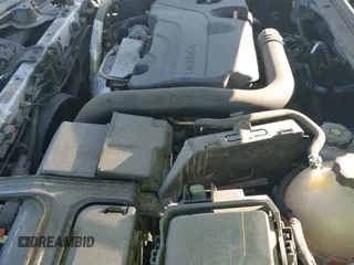 2020 Chevrolet Malibu LS z VIN 1G1ZB5ST5LF087426, wystawiony jako IAAI lot #43322017 z przebiegiem 109 289 mil mil oraz . Historia ofert i sprzedaży dostępna na DreamBid. Obrazek 19.