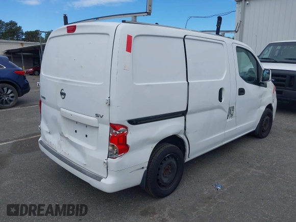 2017 Nissan NV200 S with VIN 3N6CM0KN4HK704326, listed as a IAAI auction lot 42165531 with 170,298 mi miles and . Bid and sale history available at DreamBid. Image 4.