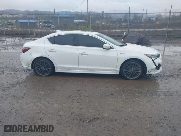 2022 Acura ILX Premium with VIN 19UDE2F82NA005781, listed as a IAAI auction lot 42002849 with 24,795 mi miles and . Bid and sale history available at DreamBid. Image 12.