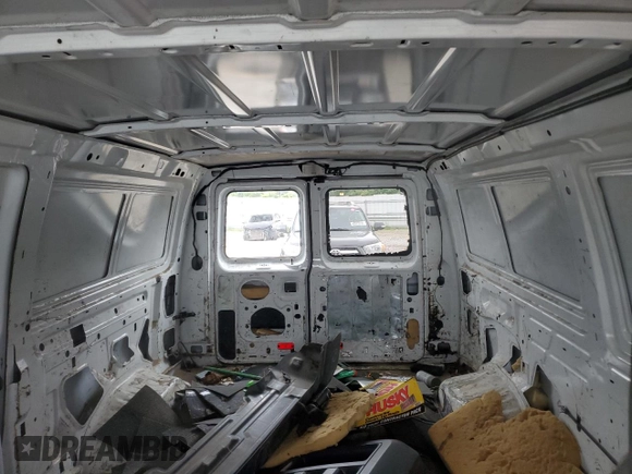 2012 Ford Econoline Cargo Commercial with VIN 1FTNE1EWXCDB39639, listed as a Copart auction lot 61126245 with 197,441 mi miles and Clean title. Bid and sale history available at DreamBid. Image 10.