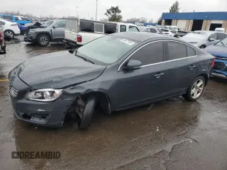 2015 Volvo S60 T5 Drive-E Premier with VIN YV140MFBXF2305692, listed as a Copart auction lot 80472164 with 205,930 mi miles and Clean Title. Bid and sale history available at carsss.com. Image 1.
