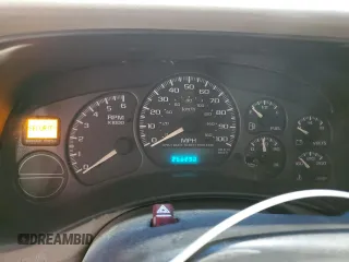 2002 Chevrolet Suburban LS with VIN 3GNEC16ZX2G265362, listed as a Copart auction lot 53103225 with 256,290 mi miles and Salvage Title. Bid and sale history available at carsss.com. Image 9.