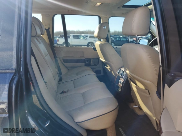2011 Land Rover Range Rover HSE with VIN SALME1D49BA358189, listed as a Copart auction lot 43068525 with 163,684 mi miles and Clean Title. Bid and sale history available at carsss.com. Image 11.