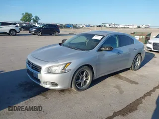 2014 Nissan Maxima S z VIN 1N4AA5AP7EC496209, wystawiony jako IAAI lot #42245578 z przebiegiem 135 000 mil mil oraz . Historia ofert i sprzedaży dostępna na DreamBid. Obrazek 2.
