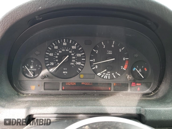 2006 BMW X5 4.4i with VIN 5UXFB53535LV17399, listed as a Copart auction lot 76828474 with 182,924 mi miles and Non Repairable. Bid and sale history available at carsss.com. Image 9.